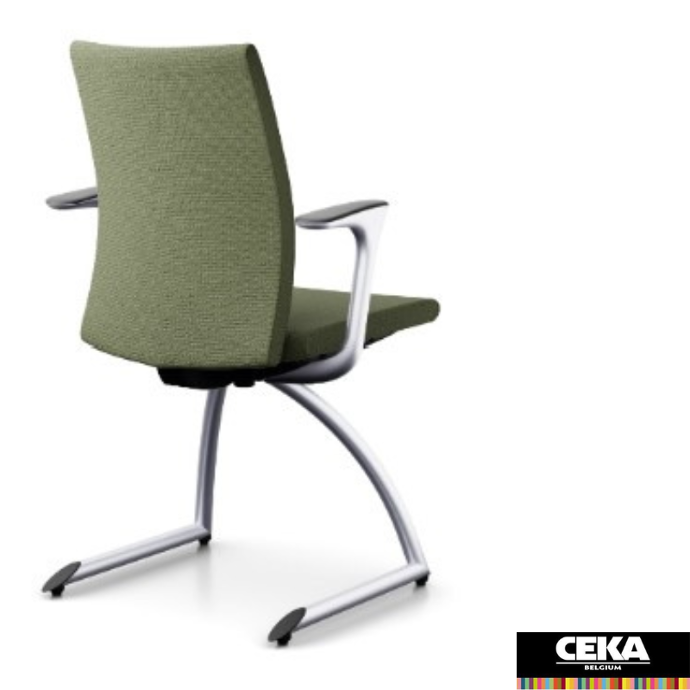 chaise réunion creed HAg accoudoirs tissu vert structure aluminium In-Balance