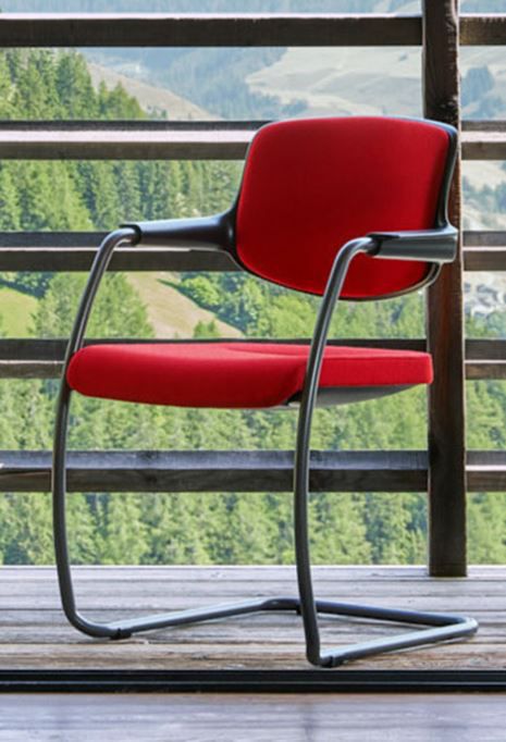 Chaises de réunion, chaises visiteur, salle d'attente, hall, église