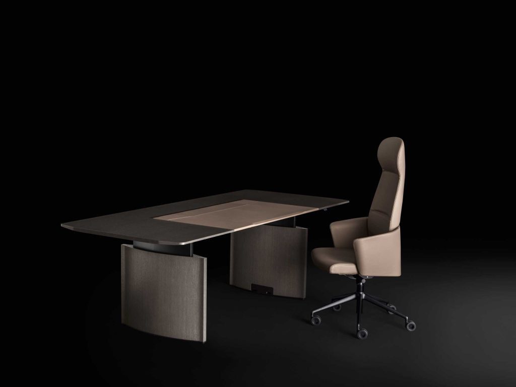 Bureau de direction ajustable en hauteur ELEVA