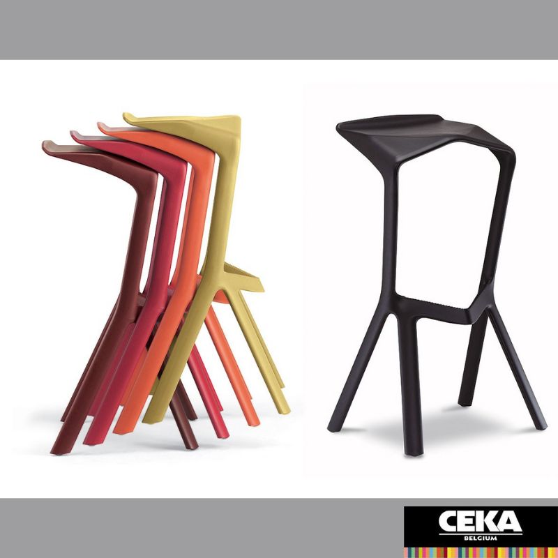 Tabourets empilables MIURA